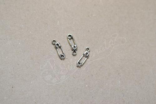 Přívěšek  SPÍNACÍ ŠPENDLÍK 5x18 mm