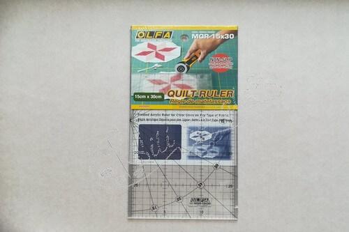 Pravítko pro Patchwork, 15x30 cm Olfa