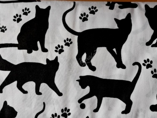 Látka kočky černé na bílé